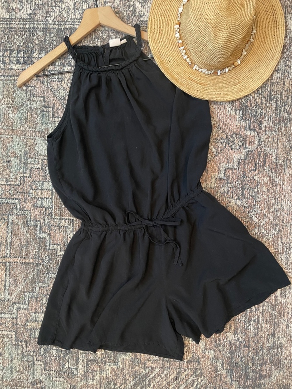 Gap Black Sleeveless Romper Small Halter Neck Elastic Waist Lightweight Summer